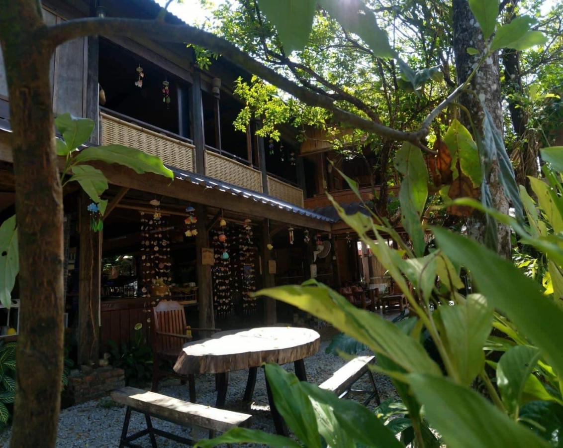 Champalao The Villa Vang Vieng Exterior photo